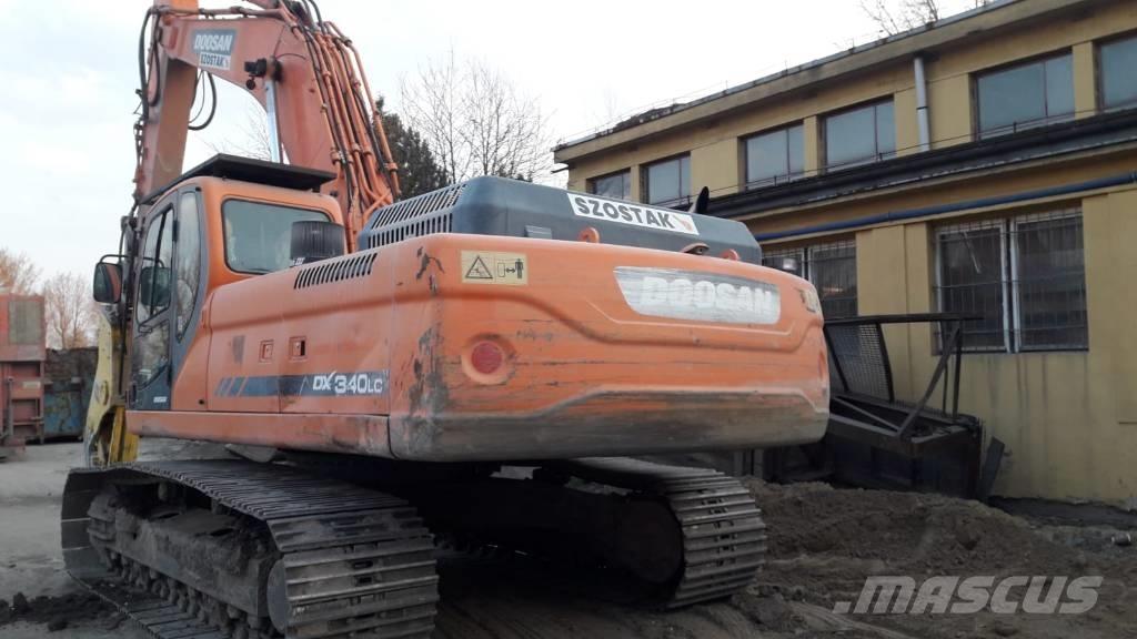 Doosan DX 340 LC Bandgrävare