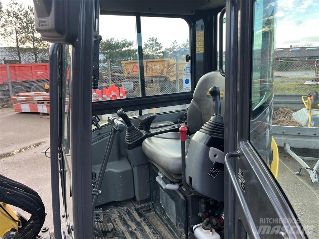 New Holland E 26 C Minigrävare < 7t