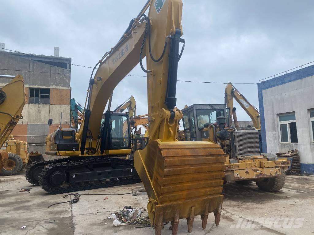 CAT 336 D Bandgrävare