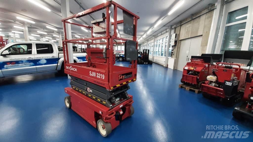SkyJack SJIII 3219 Saxliftar