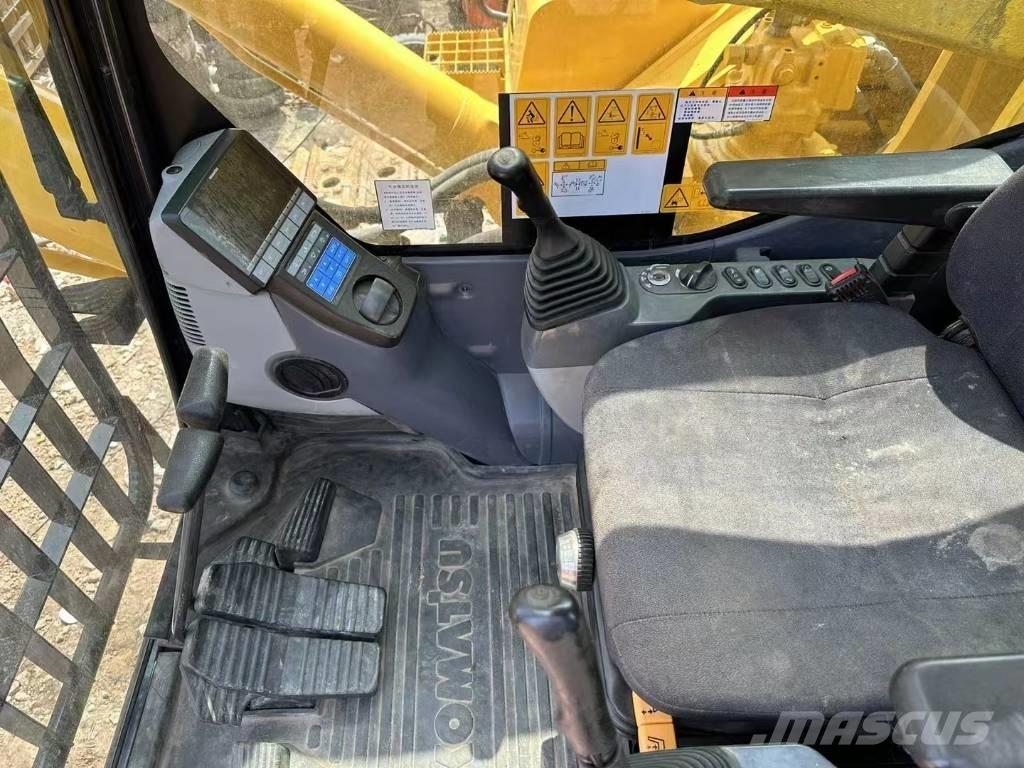 Komatsu PC 850-8 Amfibiska grävmaskiner