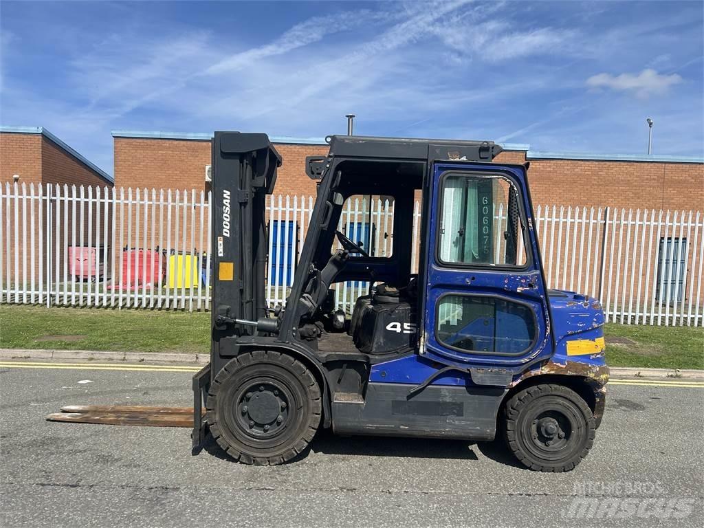 Doosan D45SC-5 Dieselmotviktstruckar