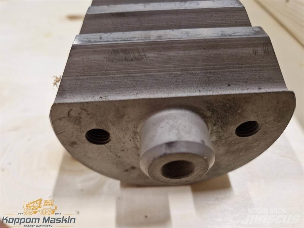  FMG/Ösa Cranab 290 Skördarkranar