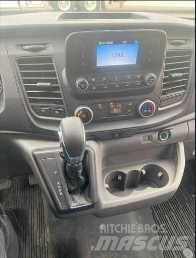 Ford Transit 350 HD Plogbilar