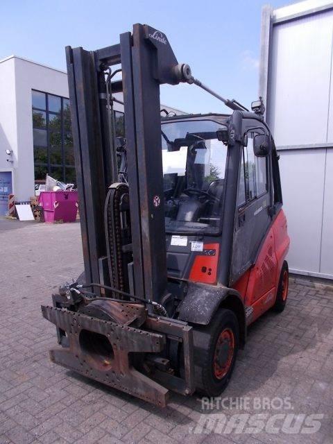 Linde H40T Gasolmotviktstruckar
