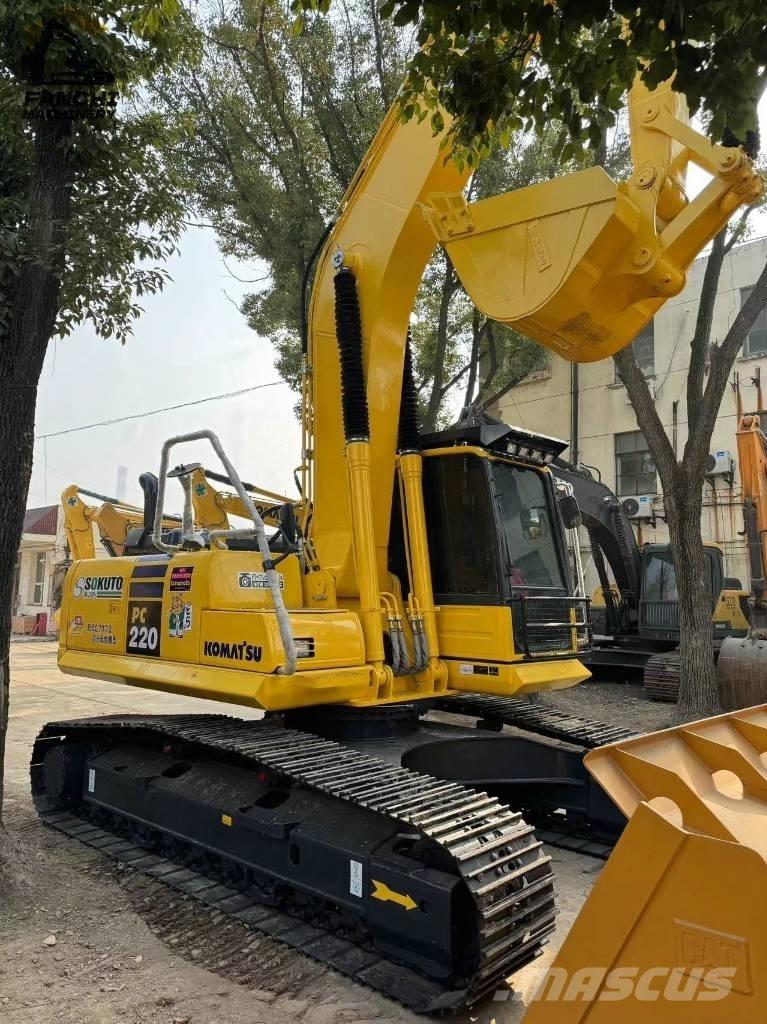 Komatsu PC 220 LC Bandgrävare