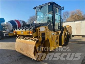 CAT CB 44 B Tvåvalsvältar