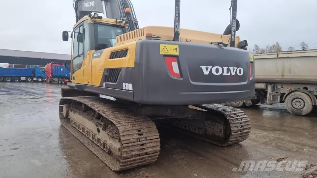 Volvo EC 300 D Bandgrävare