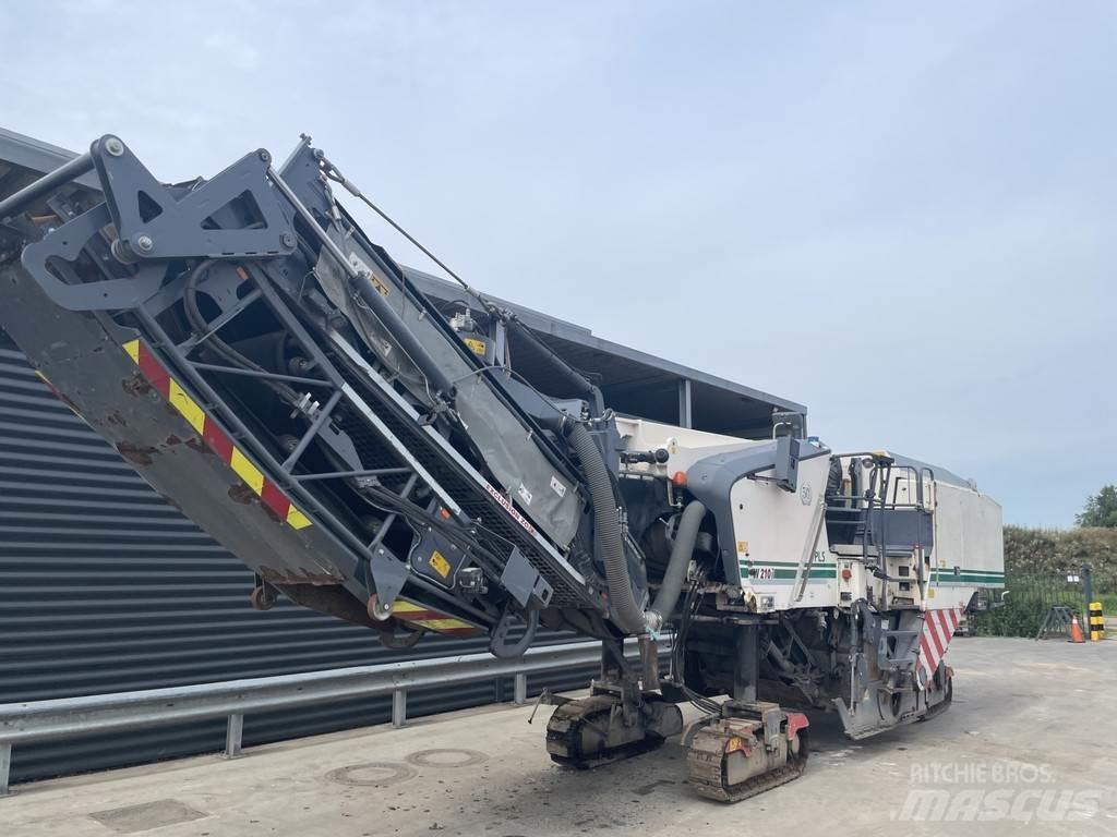 Wirtgen W 210 I Asfaltskallfräsmaskiner