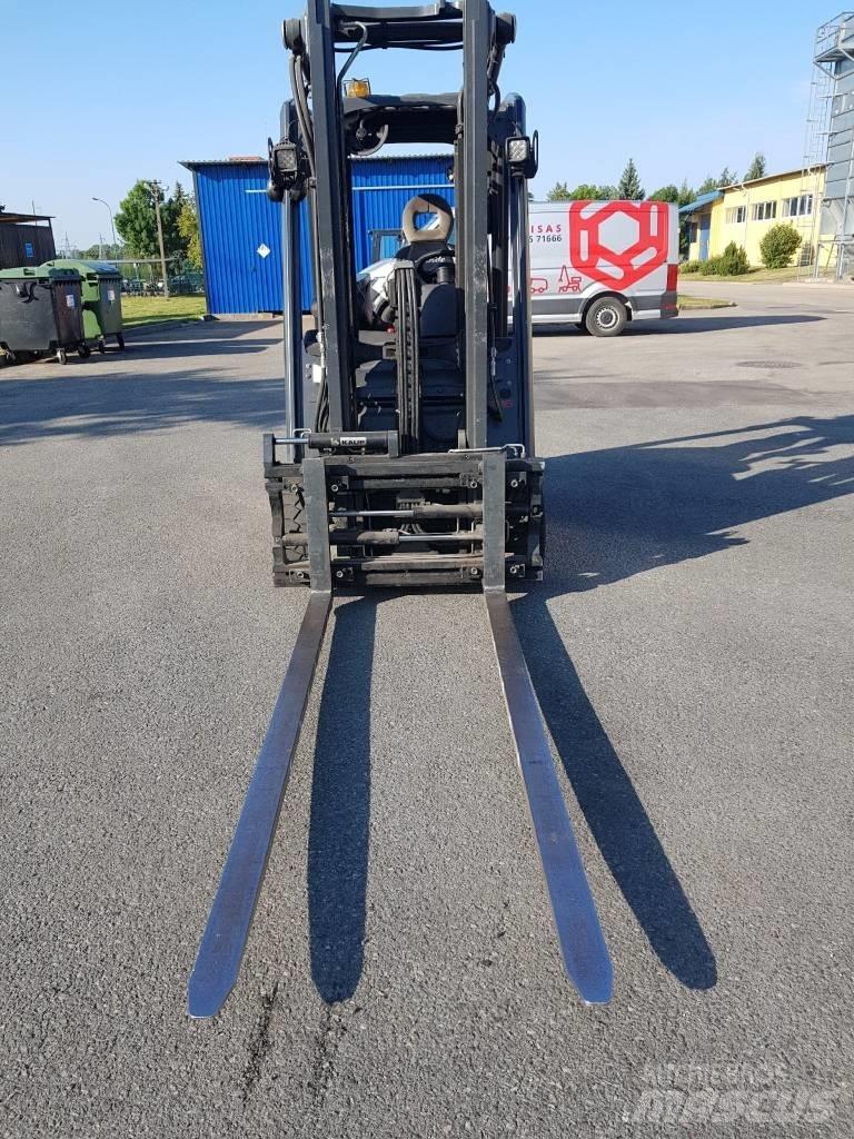 Linde E16C Elmotviktstruckar
