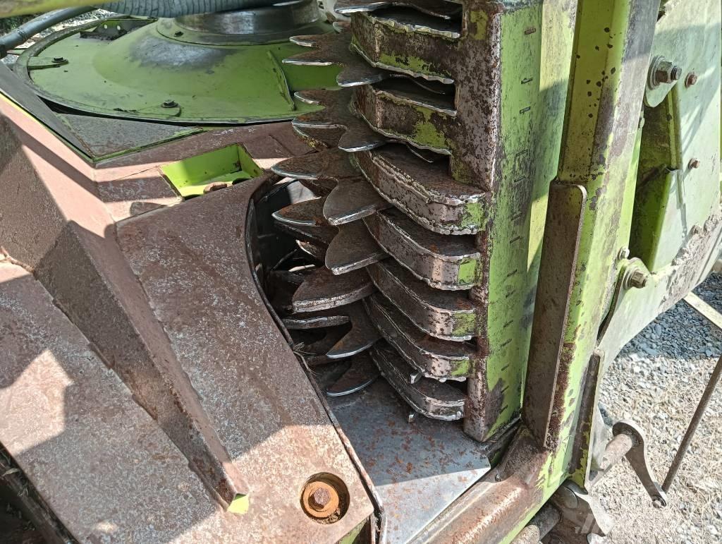 CLAAS Orbis 600 Självgående fälthackar