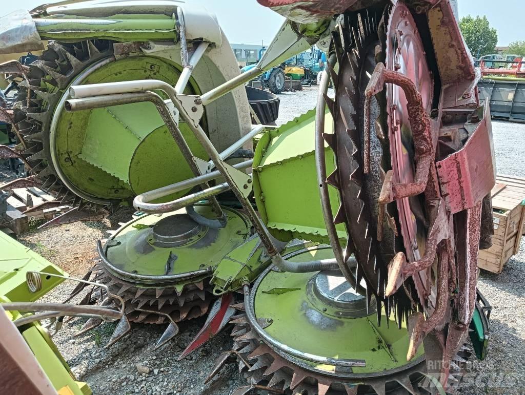 CLAAS Orbis 600 Självgående fälthackar