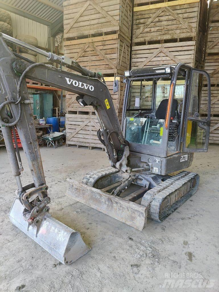 Volvo EC 27 D Minigrävare < 7t