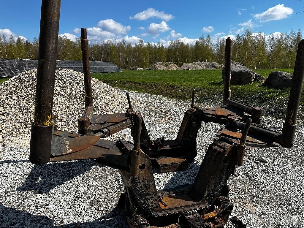 John Deere 1910 E Chassi och upphängning