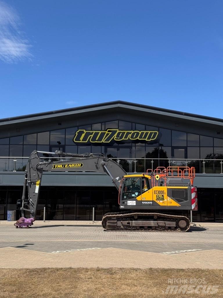 Volvo EC 300 EL Bandgrävare