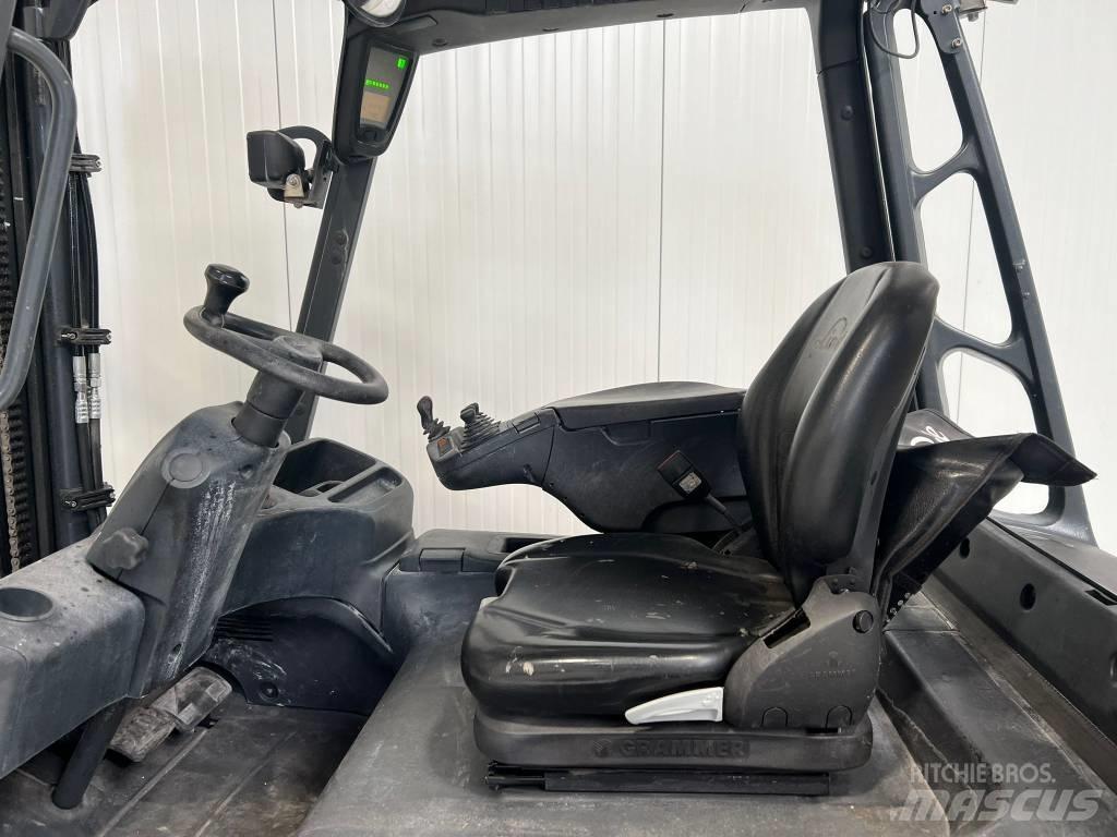 Linde E30-01 Elmotviktstruckar