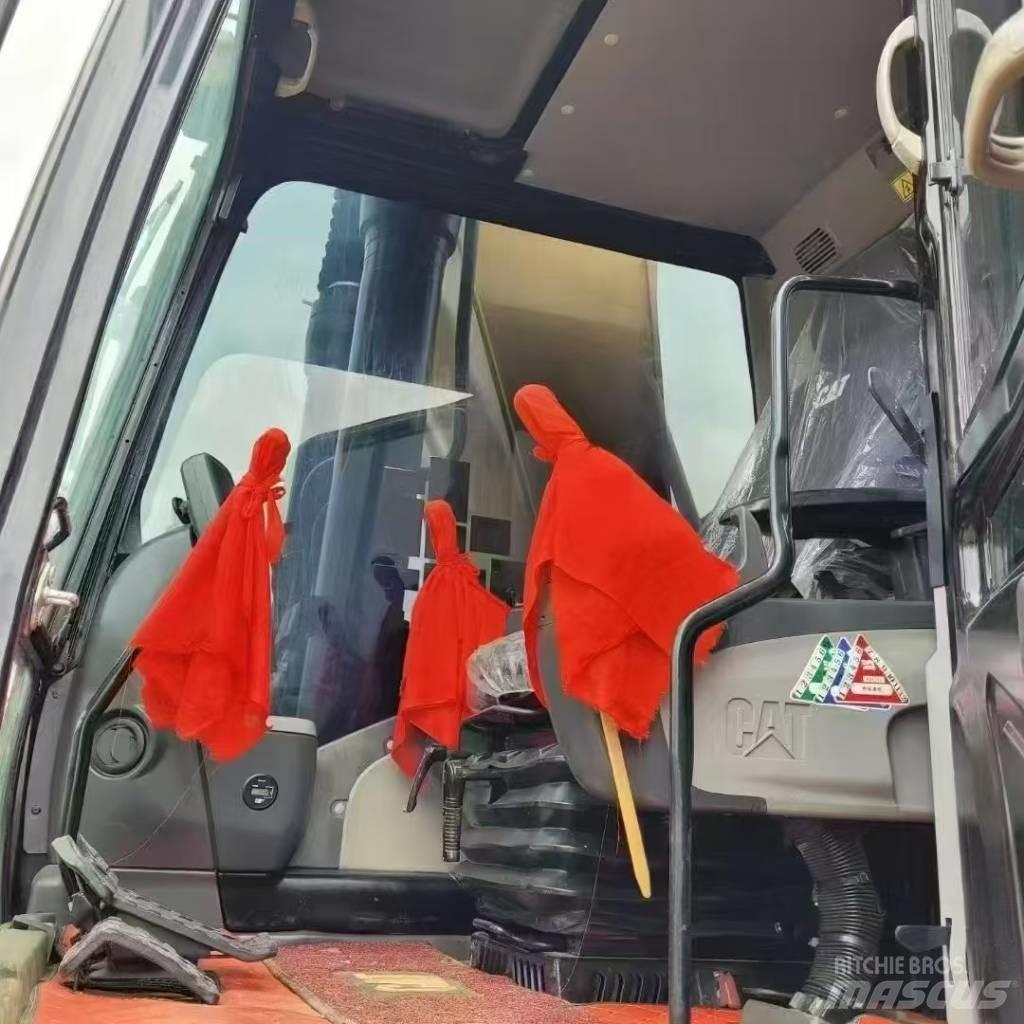 CAT 336D2L Bandgrävare