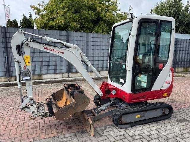 Takeuchi TB 216 Minigrävare < 7t
