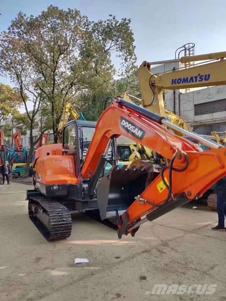 Doosan DX 60-9C Bandgrävare
