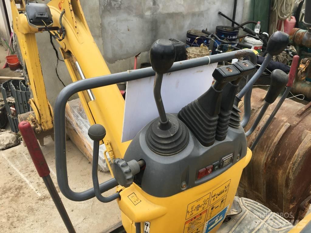 Komatsu PC 10 Minigrävare < 7t