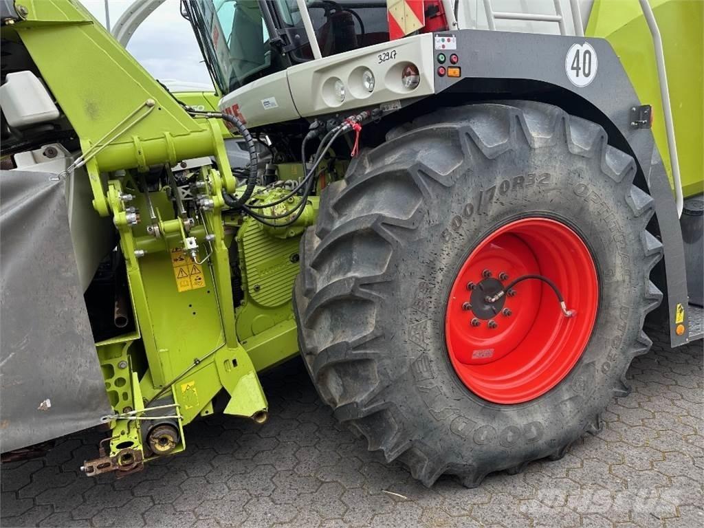 CLAAS Jaguar 940 Fälthackar