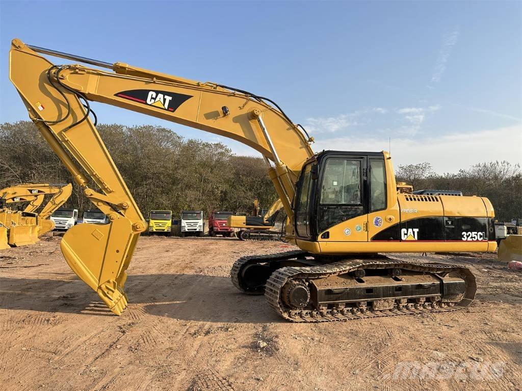 CAT 325C Bandgrävare