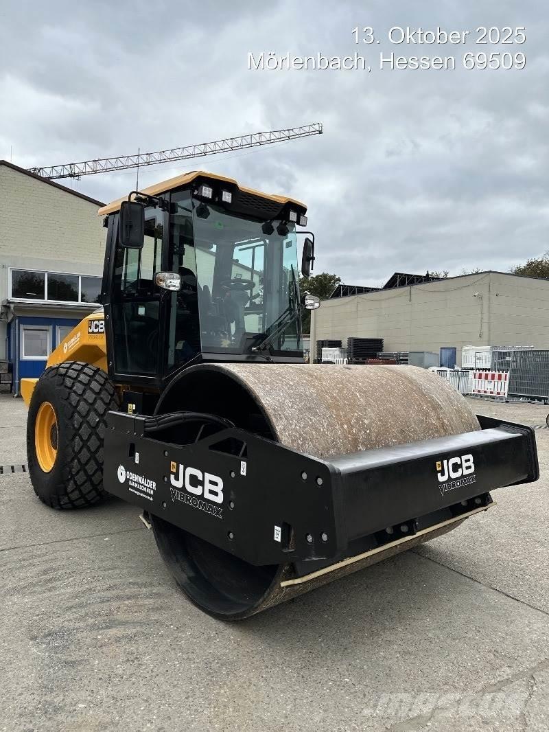 JCB VM118D Vältar