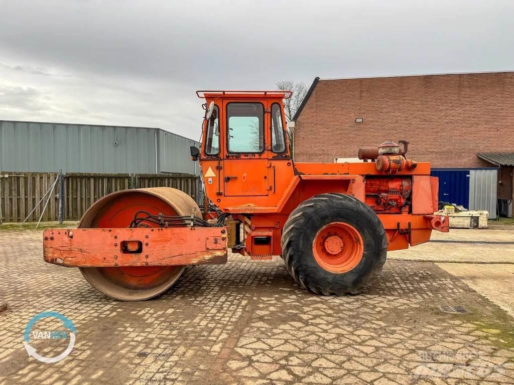 Hamm 2410SSD Andra vältar