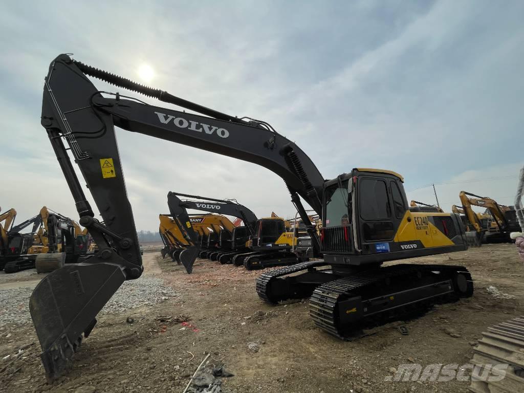 Volvo EC 240 Bandgrävare