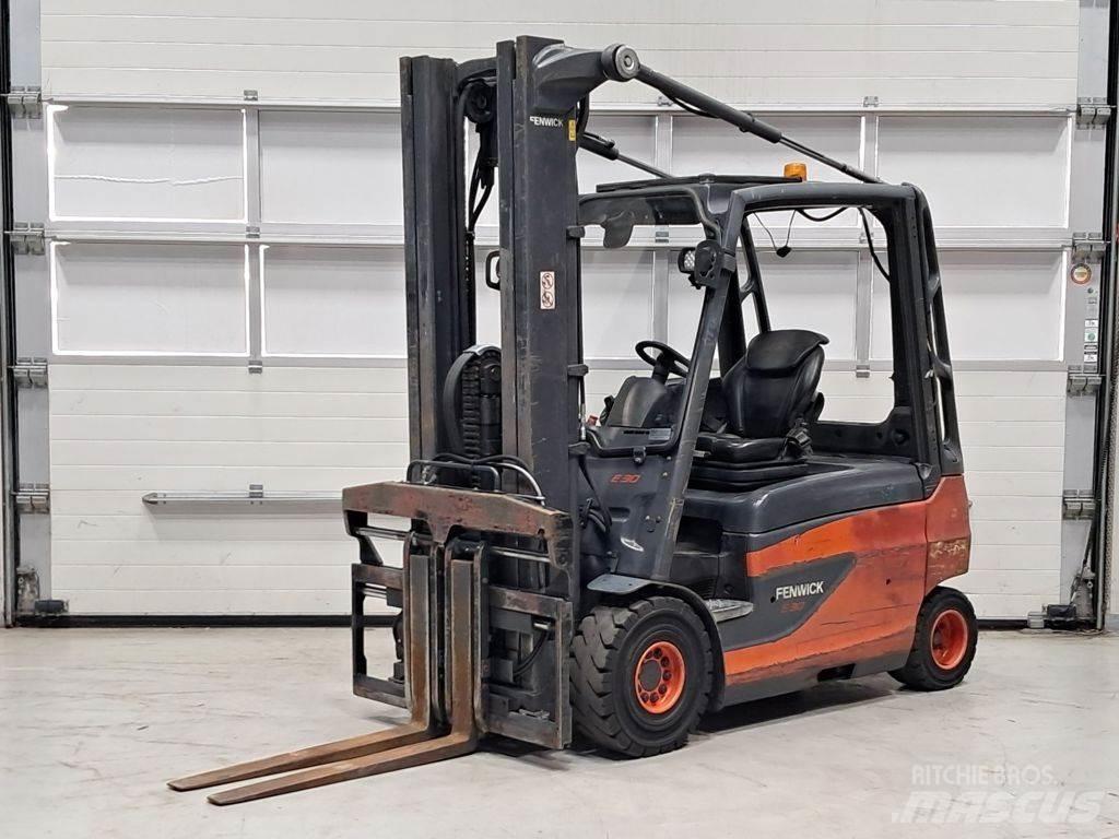 Linde E30L-01 Elmotviktstruckar