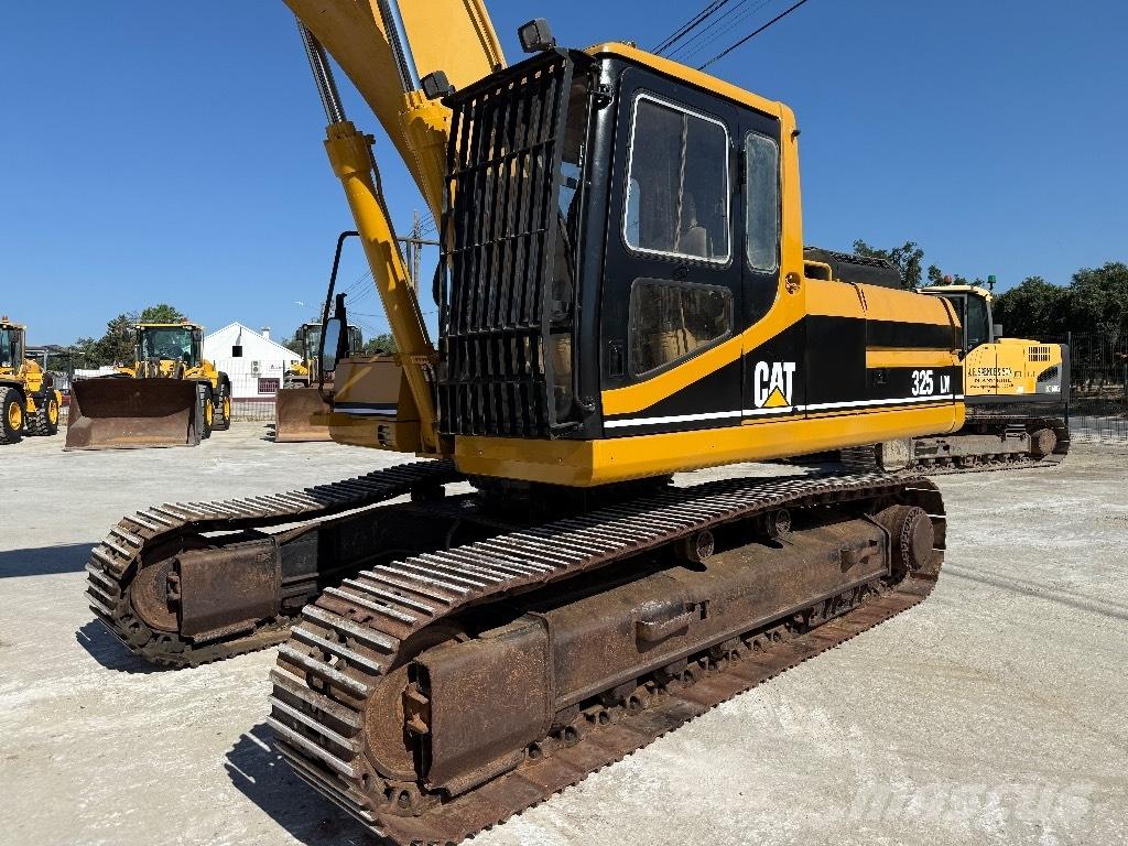 CAT 325 LN Bandgrävare