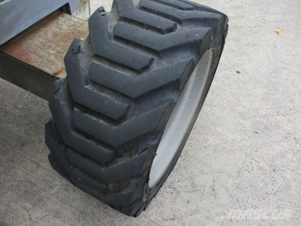 Genie Z45/25 (639) Kompakta självgående bomlyftar