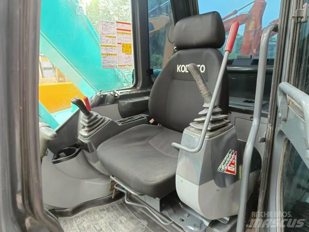 Kobelco SK 75 Midigrävmaskiner 7t - 12t