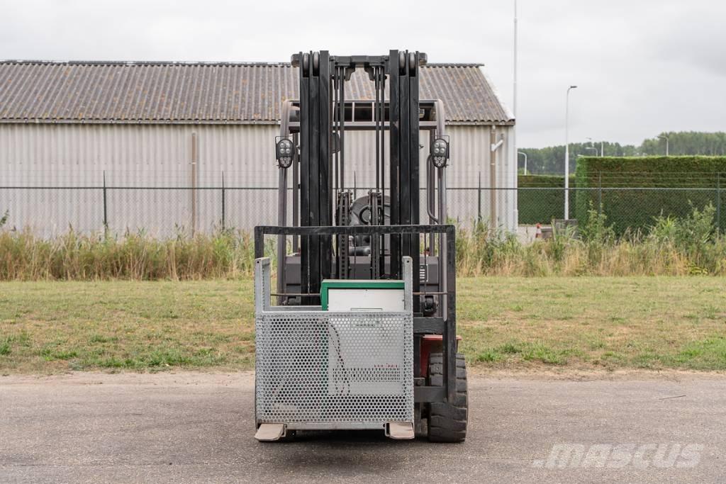 Manitou ME 435 Elmotviktstruckar