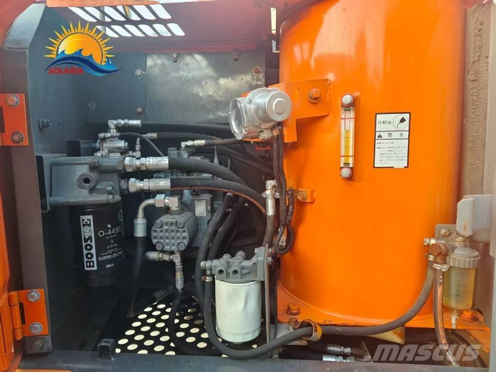 Hitachi ZX 130 Bandgrävare