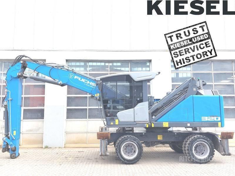 Fuchs MHL 320 F Avfalls / industri hantering