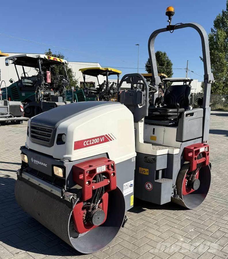 Dynapac CC 1200 VI Tvåvalsvältar