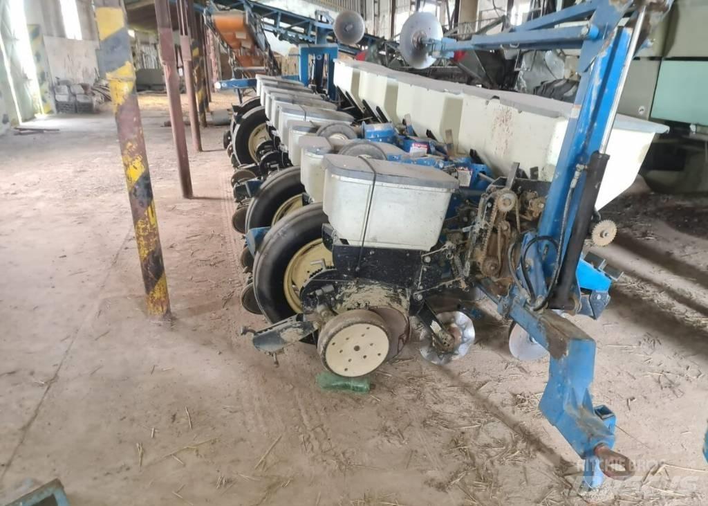 Kinze 3000 Sättare och planteringsmaskiner