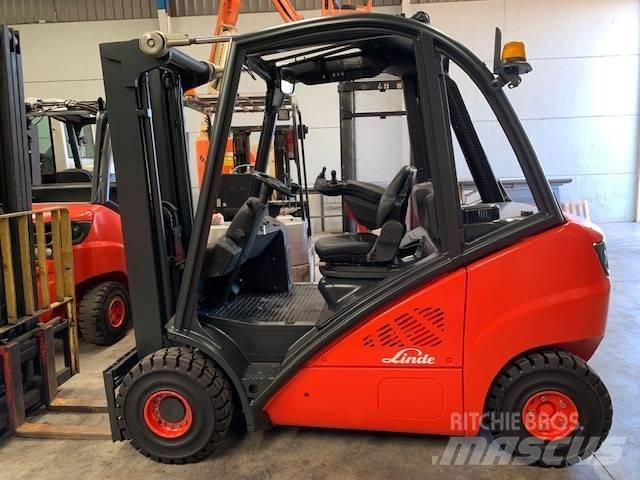 Linde H20D Dieselmotviktstruckar