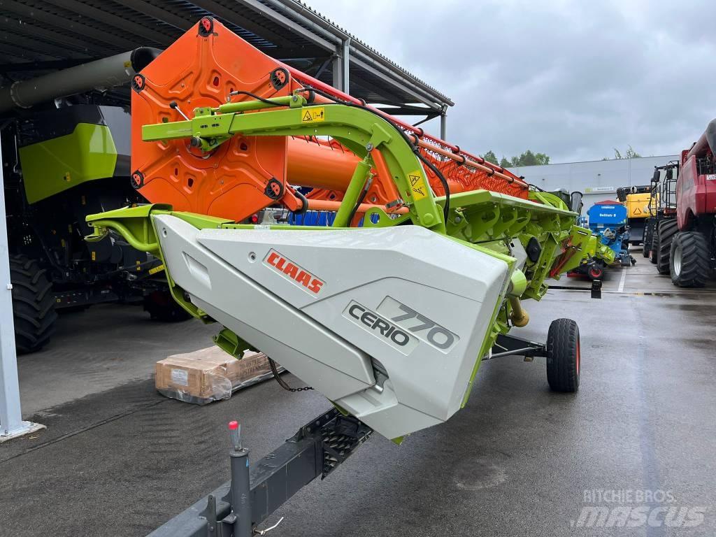 CLAAS CERIO 770 Skärbord