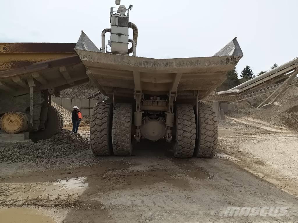 Komatsu HD 605-5 Gruvtruck
