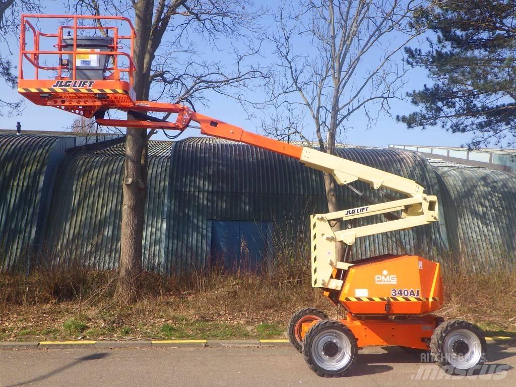 JLG 340AJ Bomliftar
