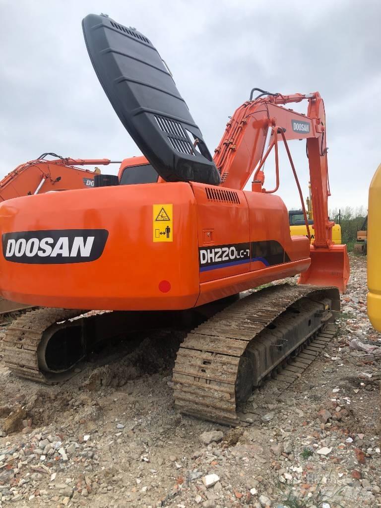Doosan DH 220 LC-7 Bandgrävare