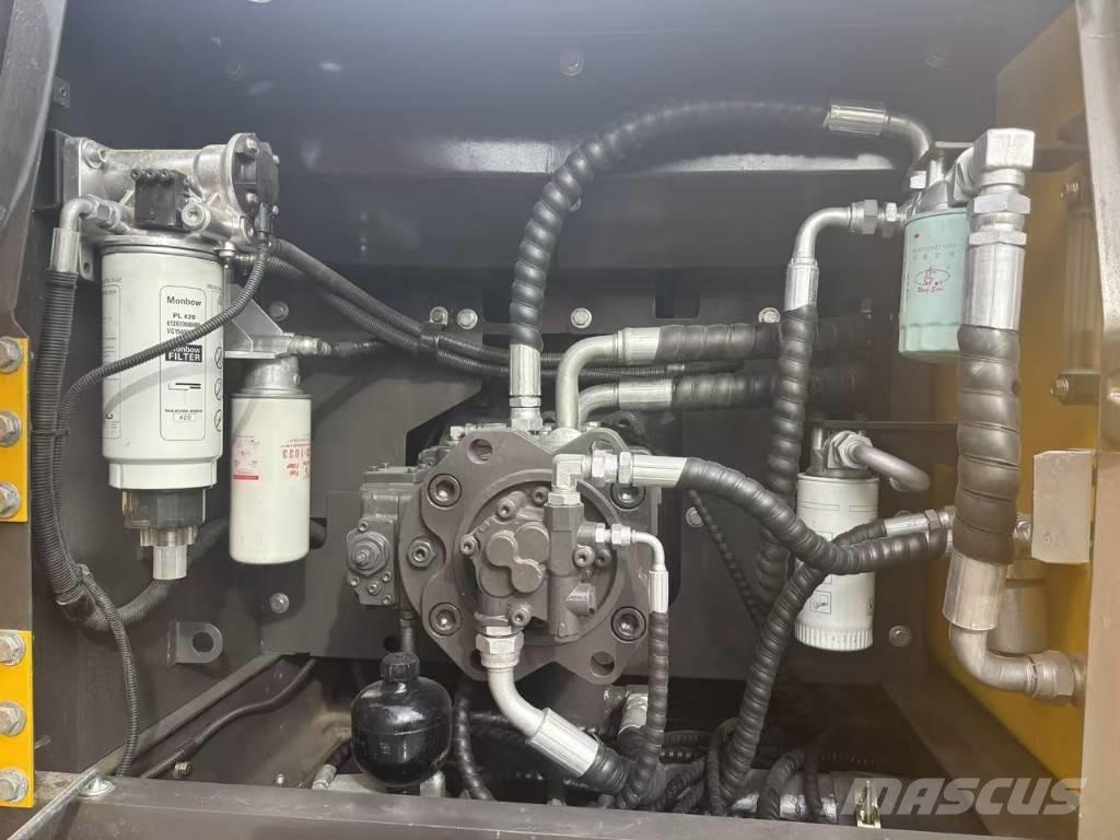 Volvo EC 240 Bandgrävare