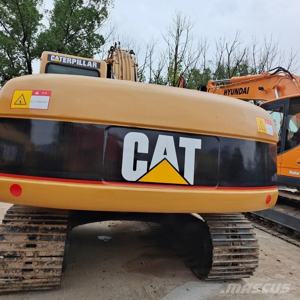CAT 320 C L Bandgrävare