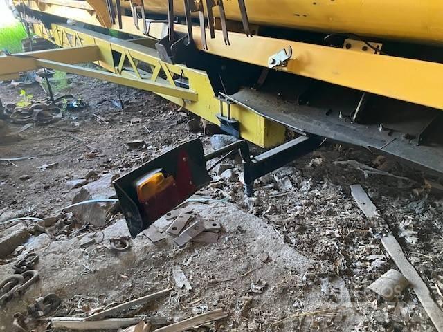New Holland CX 8060 Skördetröskor