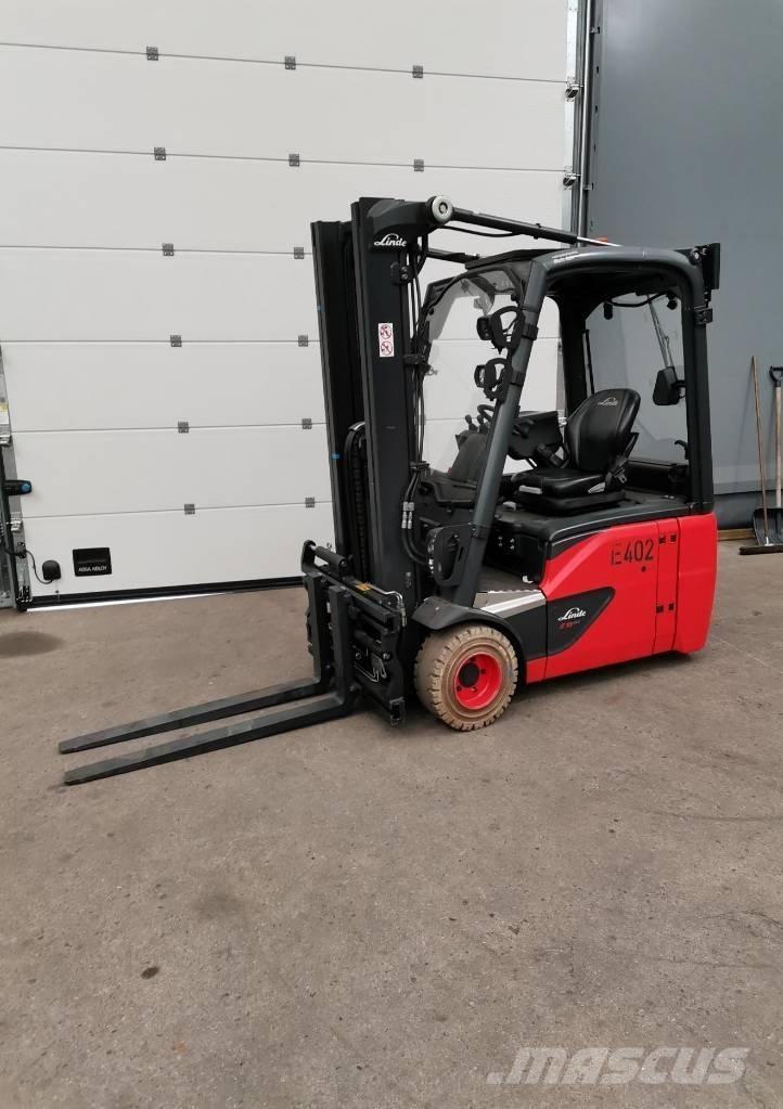 Linde E18-02 Elmotviktstruckar