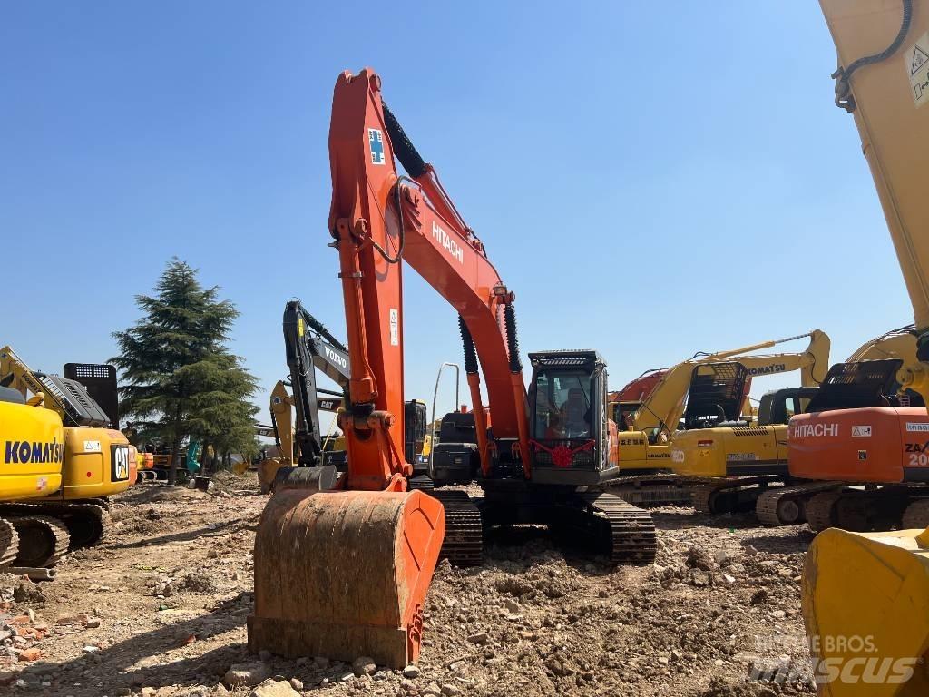 Hitachi ZX 240-3 Bandgrävare