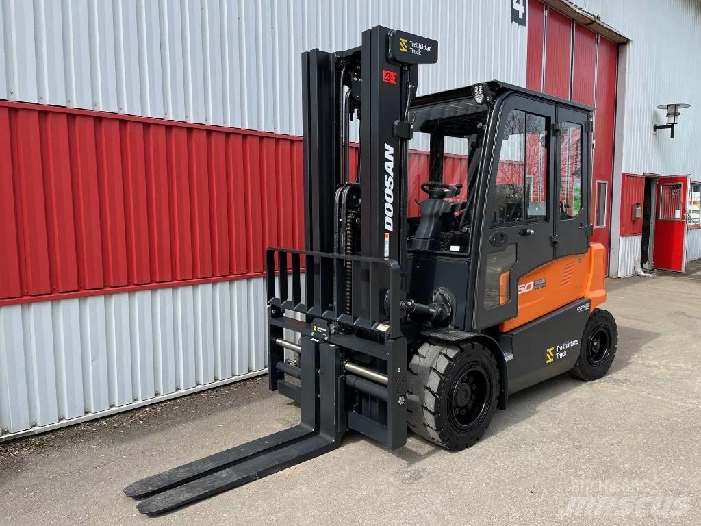 Doosan B 50 X-7 Elmotviktstruckar