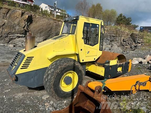 Bomag BW211 D-3 Asfaltsläggningsmaskiner